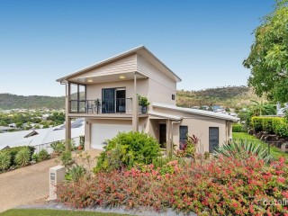 Executive Family Home with Views